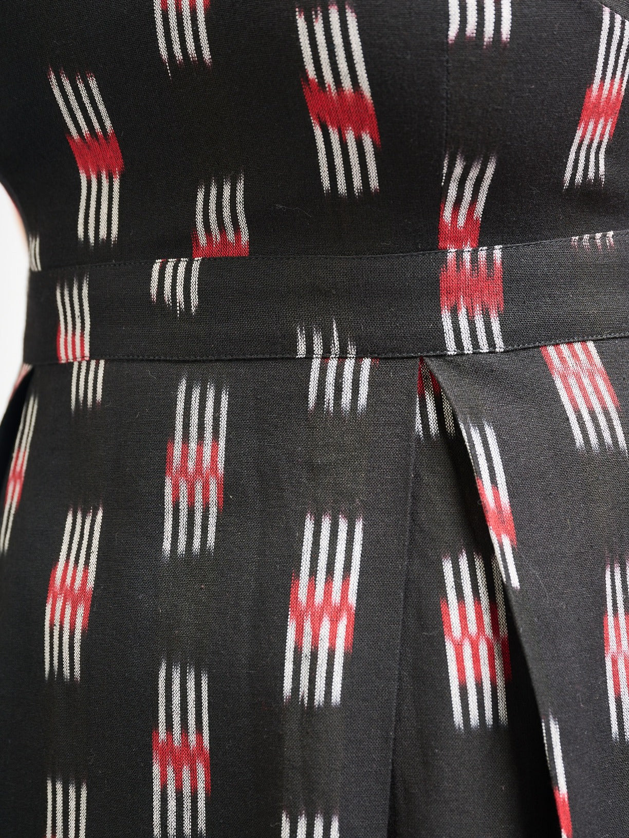 Vintage Pleat Dress - Black Ikat - Image 7