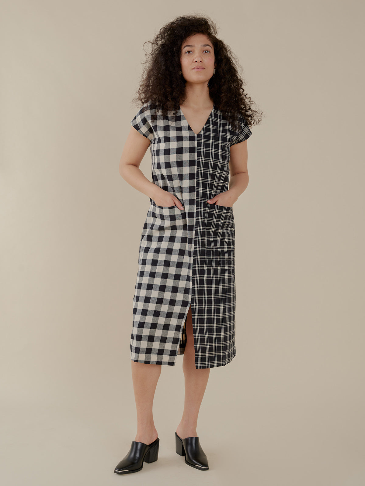 Padma Pocket Dress - Black and White Mix - Image 2
