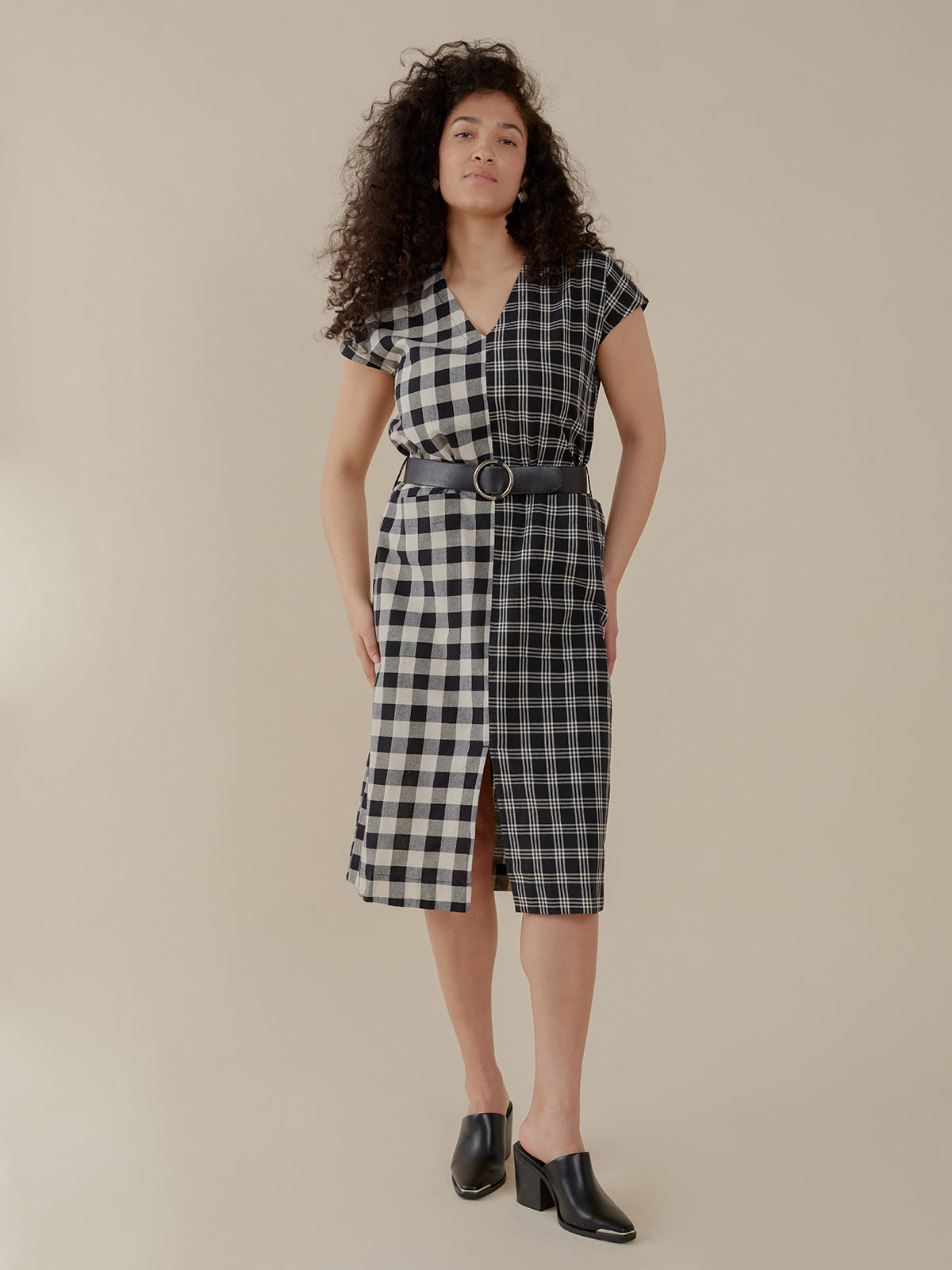 Padma Pocket Dress - Black and White Mix - Image 4